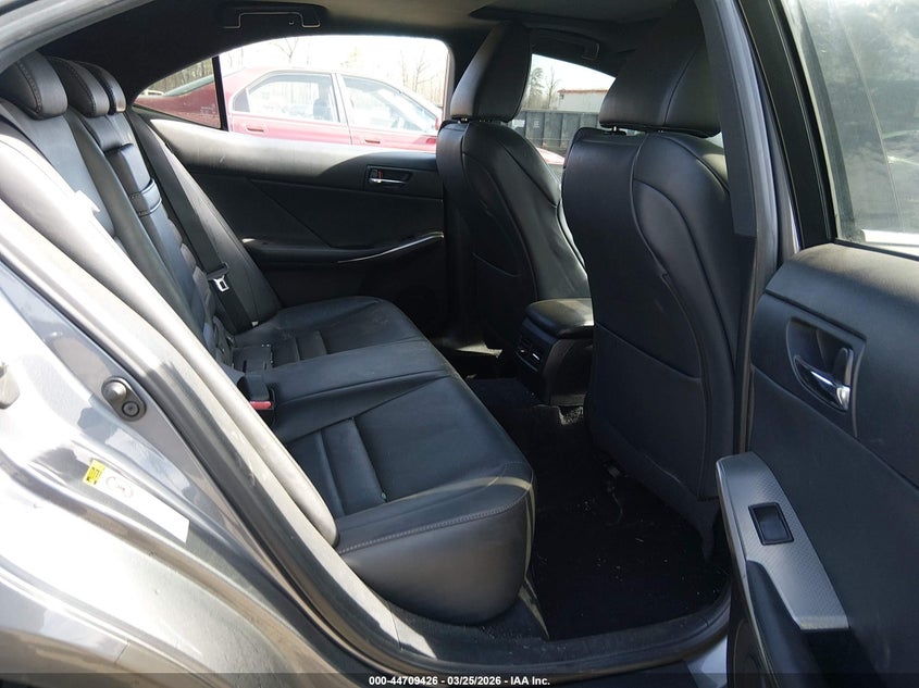 2014 Lexus Is VIN JTHCE1D25E5003940 IAAI salvage auction — THEFT, Wait Title, sold $6,950 on 2026-07-15 (photo 8)