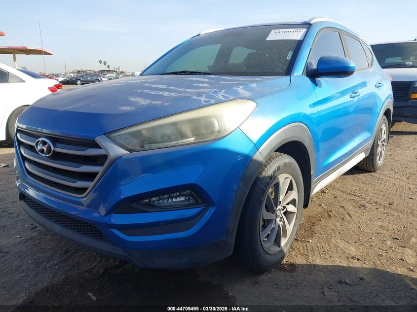 2018 Hyundai Tucson VIN KM8J33A49JU610726 IAAI salvage auction — RIGHT REAR, Wait Title, sold $1,950 on 2026-07-07 (photo 2)