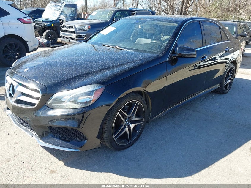 2014 Mercedes-benz E-klasse VIN WDDHF8JB4EB011424 IAAI salvage auction — HAIL, Clear (Kansas), sold $5,000 on 2026-08-19 (photo 2)