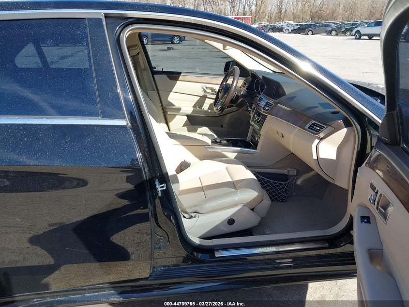 2014 Mercedes-benz E-klasse VIN WDDHF8JB4EB011424 IAAI salvage auction — HAIL, Clear (Kansas), sold $5,000 on 2026-08-19 (photo 5)
