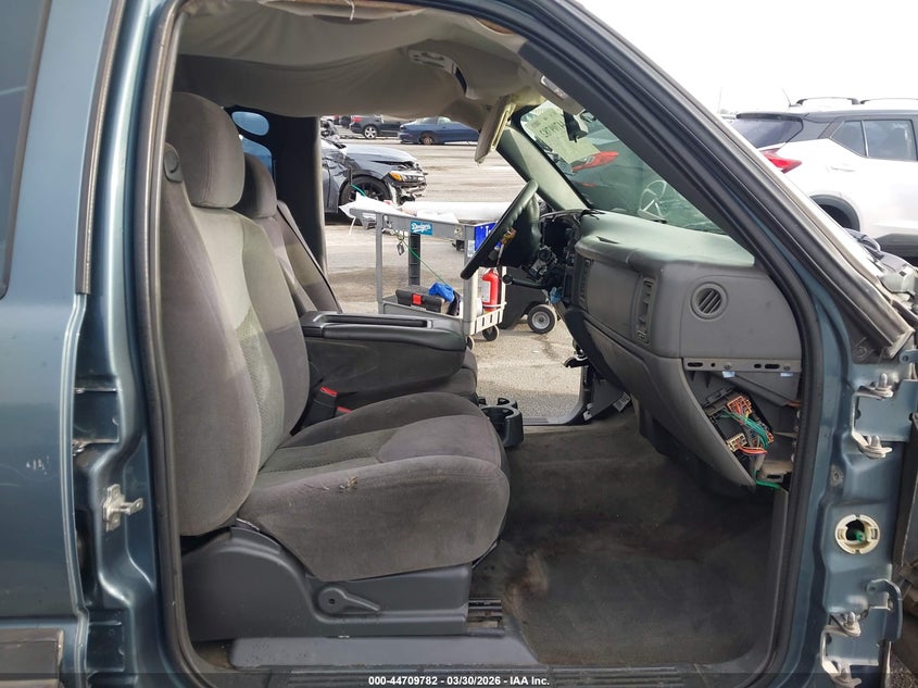 2006 Chevrolet Silverado 1500 VIN 2GCEC13V561263138 IAAI salvage auction — THEFT, Salvage (California), sold $225 on 2026-07-09 (photo 5)