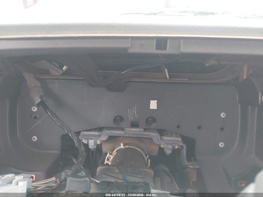 2006 Chevrolet Silverado 1500 VIN 2GCEC13V561263138 IAAI salvage auction — THEFT, Salvage (California), sold $225 on 2026-07-09 (photo 7)