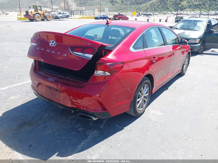 2019 Hyundai Sonata VIN 5NPE24AF2KH804798 IAAI salvage auction — REAR END, Wait Title, sold $1,850 on 2026-08-02 (photo 4)