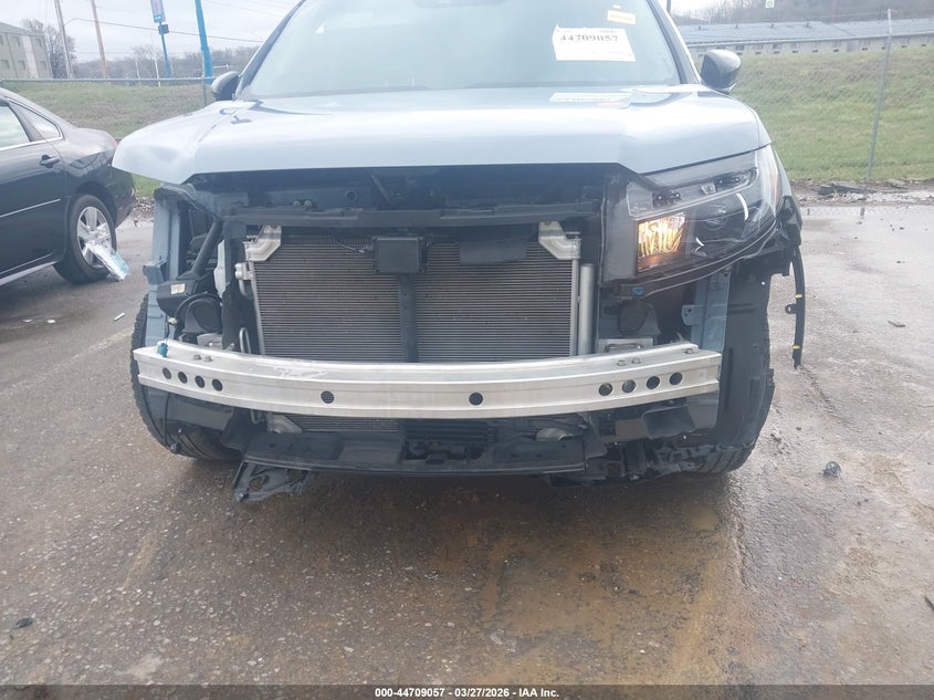 2023 Honda Ridgeline VIN 5FPYK3F17PB034244 IAAI salvage auction — FRONT END, Wait Title, sold $14,525 on 2026-08-18 (photo 6)