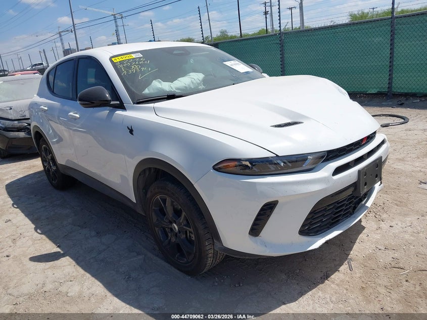 2024 Dodge Hornet VIN ZACNDFAN1R3A39394 IAAI salvage auction — FRONT END, Original (Texas), sold $3,650 on 2026-07-13 (photo 1)