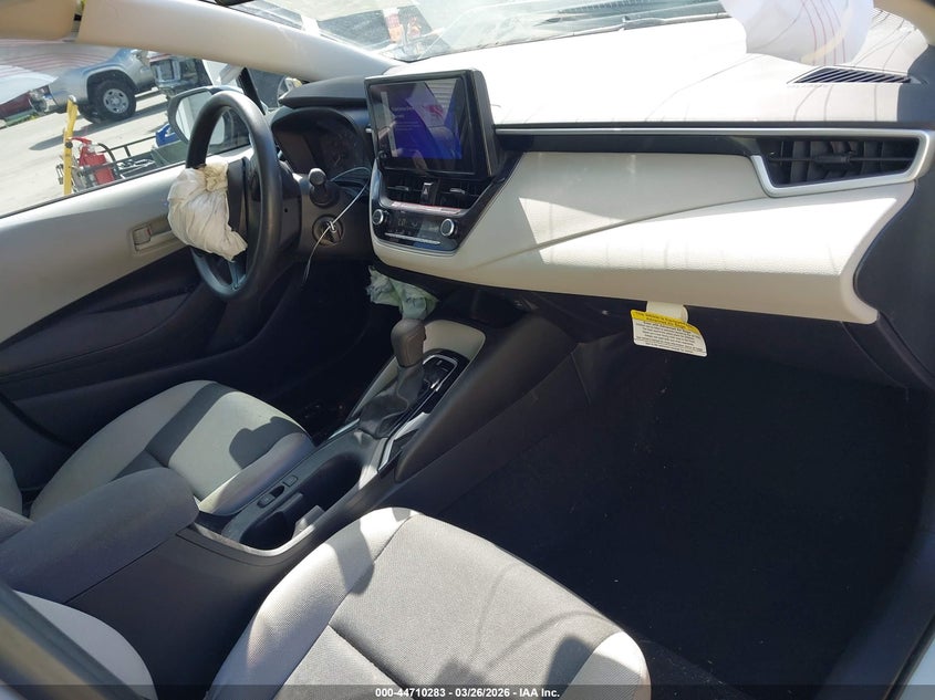 2025 Toyota Corolla VIN 5YFB4MDE4SP267368 IAAI salvage auction — FRONT END, Wait Title, sold $6,100 on 2026-07-26 (photo 5)