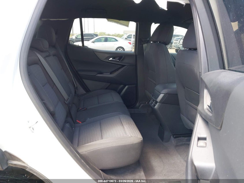 2025 Chevrolet Equinox VIN 3GNAXHEG4SL261181 IAAI salvage auction — ROLLOVER, Original (Texas), sold $6,300 on 2026-07-22 (photo 8)