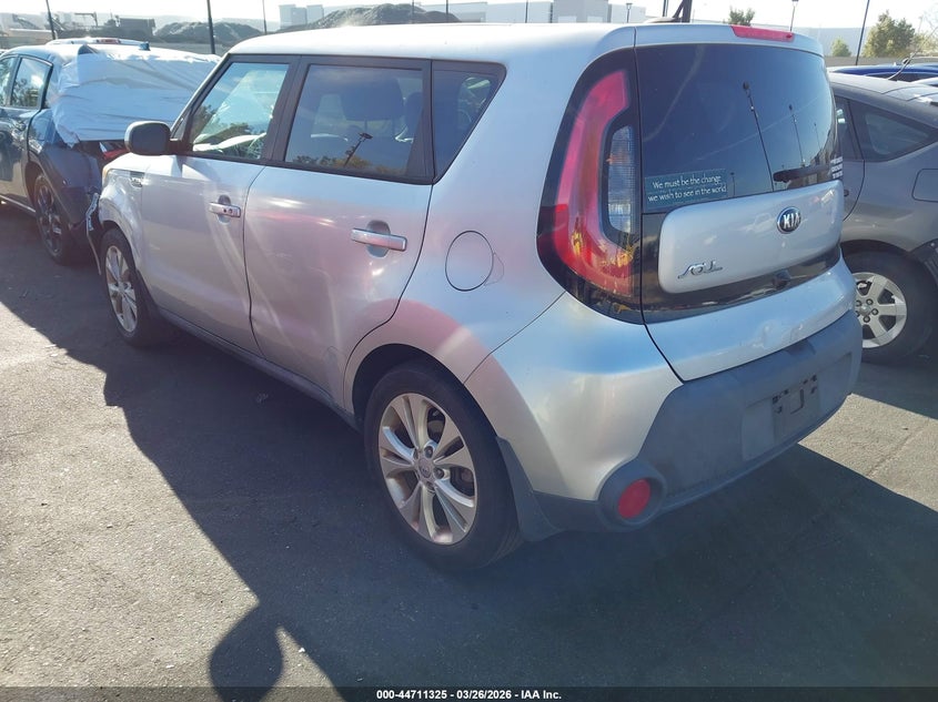2015 Kia Soul VIN KNDJP3A56F7781392 IAAI salvage auction — LEFT SIDE, Wait Title, sold $1,900 on 2026-07-17 (photo 3)