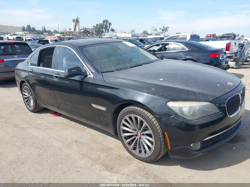 2011 BMW 7er VIN WBAKA4C5XBC613150 IAAI salvage auction — LEFT SIDE, Salvage (California), sold $1,850 on 2026-07-15 (photo 1)