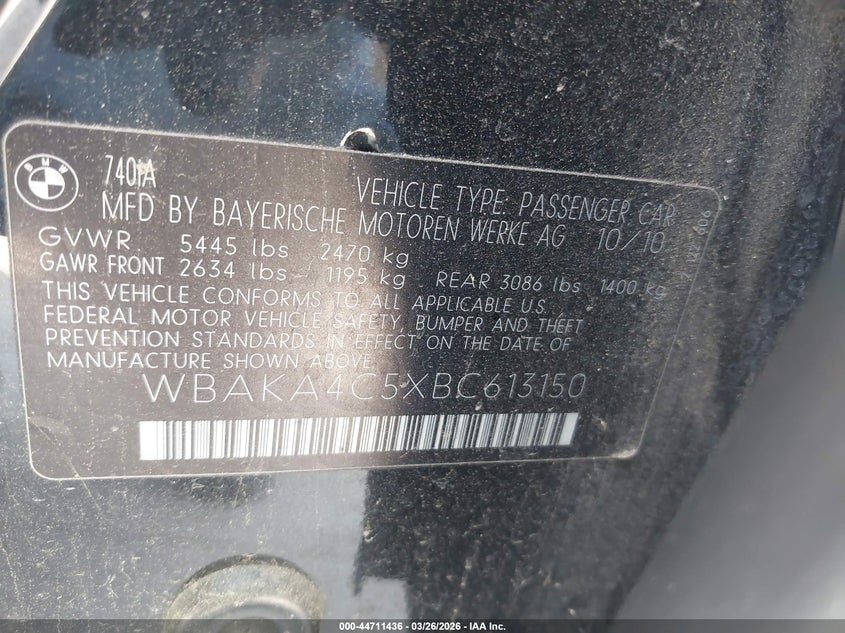2011 BMW 7er VIN WBAKA4C5XBC613150 IAAI salvage auction — LEFT SIDE, Salvage (California), sold $1,850 on 2026-07-15 (photo 9)
