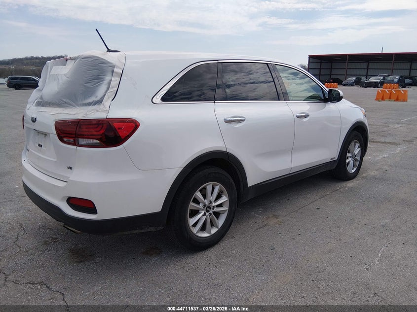 2019 Kia Sorento VIN 5XYPGDA59KG503101 IAAI salvage auction — REAR END, Salvage (Missouri), sold $3,100 on 2026-07-16 (photo 4)