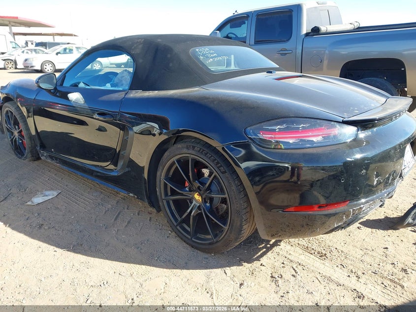 2019 Porsche 718 boxster VIN WP0CB2A88KS228732 IAAI salvage auction — UNKNOWN, Wait Title, sold $15,700 on 2026-07-06 (photo 3)