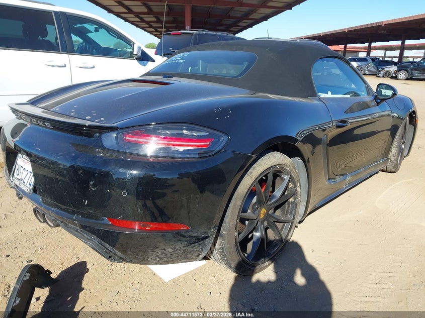 2019 Porsche 718 boxster VIN WP0CB2A88KS228732 IAAI salvage auction — UNKNOWN, Wait Title, sold $15,700 on 2026-07-06 (photo 4)