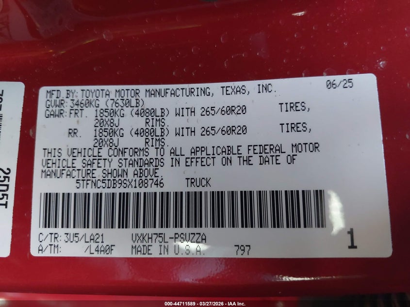 2025 Toyota Tundra VIN 5TFNC5DB9SX108746 IAAI salvage auction — LEFT SIDE, Wait Title, sold $1,250 on 2026-07-21 (photo 9)