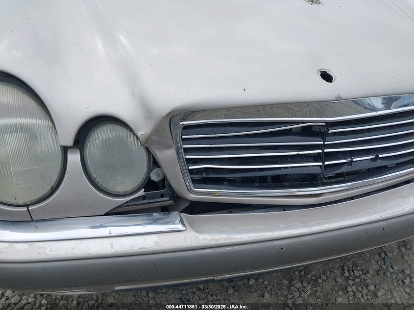 1997 Mercedes-benz E-klasse VIN WDBJF55F4VA409809 IAAI salvage auction — NORMAL WEAR, Clear - Public Restricted (Oregon), sold $25 on 2026-07-27 (photo 6)