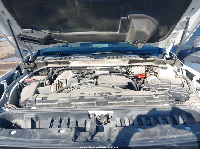 2026 Gmc SIERRA VIN 1GT1UREY7TF145095 IAAI salvage auction — REAR END, Wait Title, sold $24,350 on 2026-08-24 (photo 9)