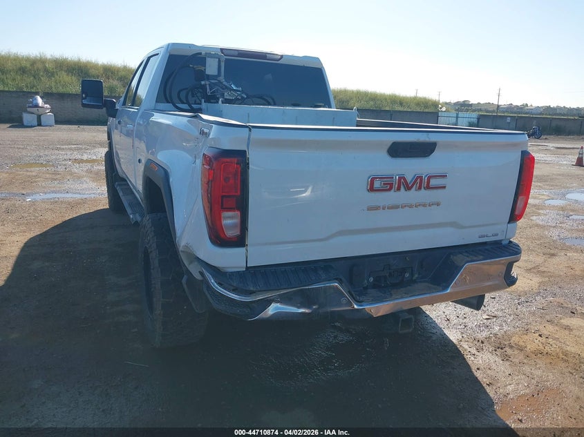2026 Gmc SIERRA VIN 1GT1UREY7TF145095 IAAI salvage auction — REAR END, Wait Title, sold $24,350 on 2026-08-24 (photo 3)