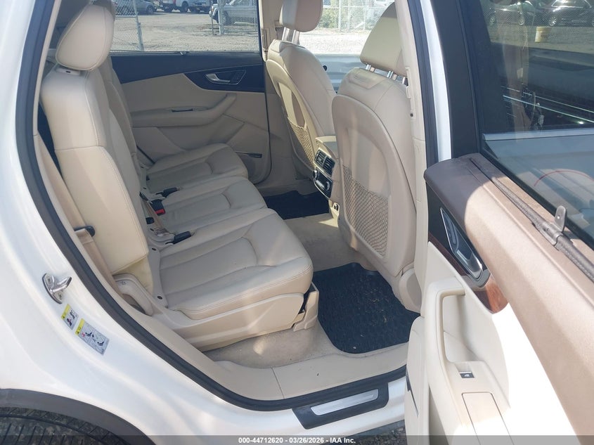 2019 Audi Q7 VIN WA1LAAF77KD012804 IAAI salvage auction — FRONT END, Salvage (Virginia), sold $6,600 on 2026-08-01 (photo 8)