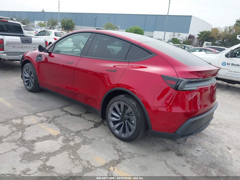 2026 Tesla Model y VIN 7SAYGDEE8TF596753 IAAI salvage auction — RIGHT FRONT, Wait Title, sold $26,550 on 2026-07-06 (photo 3)