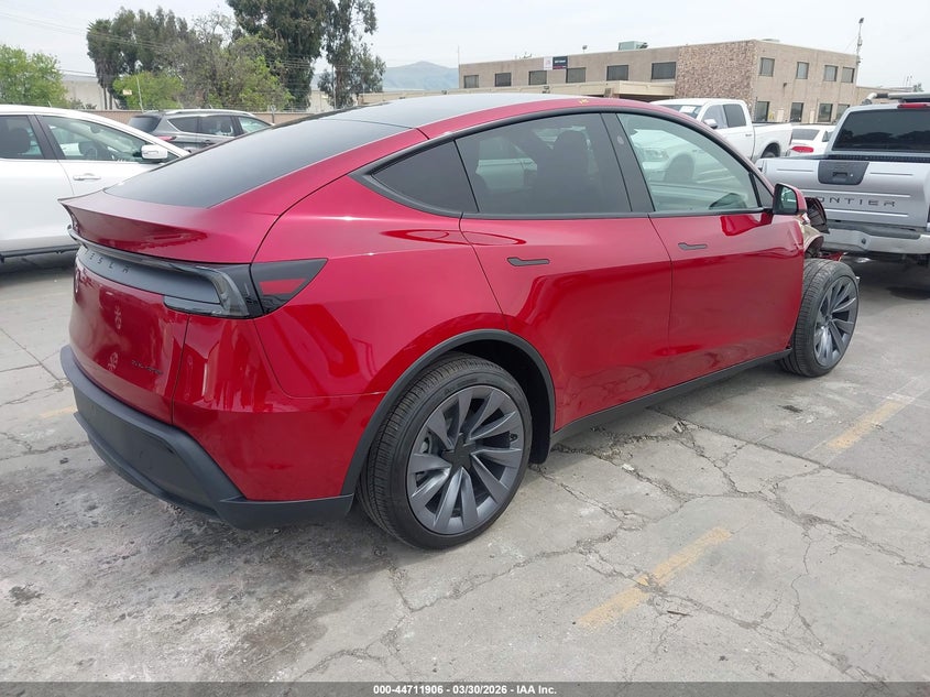 2026 Tesla Model y VIN 7SAYGDEE8TF596753 IAAI salvage auction — RIGHT FRONT, Wait Title, sold $26,550 on 2026-07-06 (photo 4)