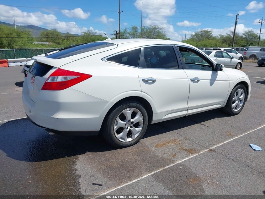 2011 Honda Accord crosstour VIN 5J6TF2H52BL007096 IAAI salvage auction — WATER/FLOOD, Bill Of Sale (Hawaii), sold $25 on 2026-07-07 (photo 4)