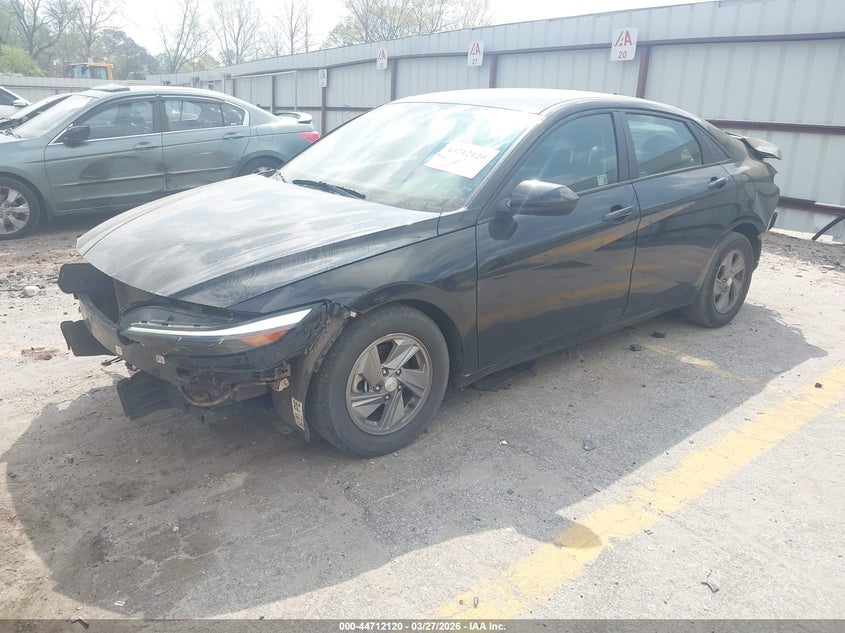 2025 Hyundai Elantra VIN KMHLL4DG0SU006956 IAAI salvage auction — REAR END, Wait Title, sold $4,550 on 2026-07-08 (photo 2)