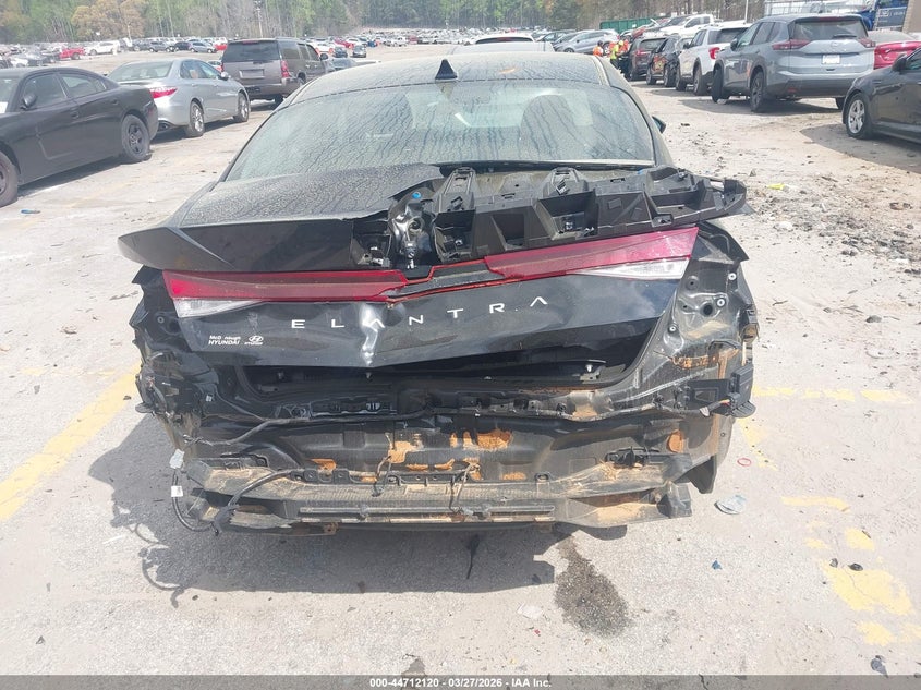 2025 Hyundai Elantra VIN KMHLL4DG0SU006956 IAAI salvage auction — REAR END, Wait Title, sold $4,550 on 2026-07-08 (photo 6)