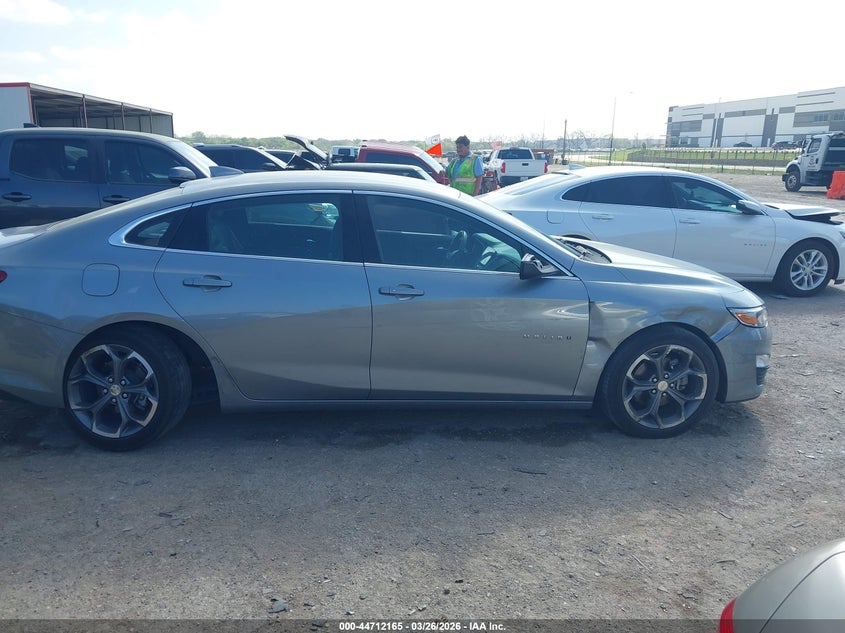 2024 Chevrolet Malibu VIN 1G1ZD5ST4RF147361 IAAI salvage auction — RIGHT SIDE, Original (Texas), sold $7,300 on 2026-07-28 (photo 6)