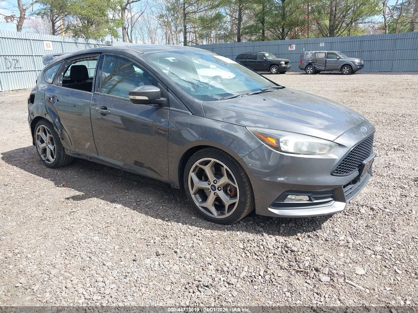 2016 Ford Focus st VIN 1FADP3L99GL347656 — IAAI salvage auction photo