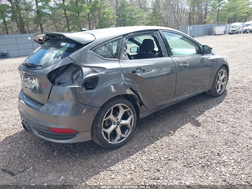 2016 Ford Focus st VIN 1FADP3L99GL347656 IAAI salvage auction — RIGHT SIDE, Wait Title, sold $1,550 on 2026-07-08 (photo 4)