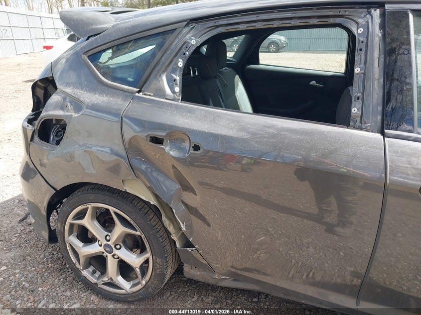 2016 Ford Focus st VIN 1FADP3L99GL347656 IAAI salvage auction — RIGHT SIDE, Wait Title, sold $1,550 on 2026-07-08 (photo 6)
