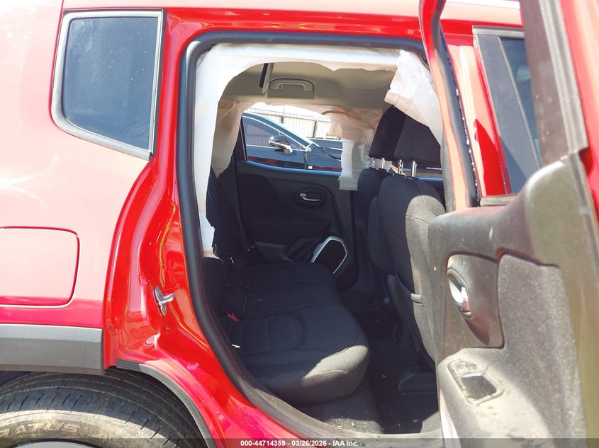2018 Jeep Renegade VIN ZACCJABB9JPG90812 IAAI salvage auction — RIGHT SIDE, Clear (Arkansas), sold $1,175 on 2026-08-07 (photo 8)