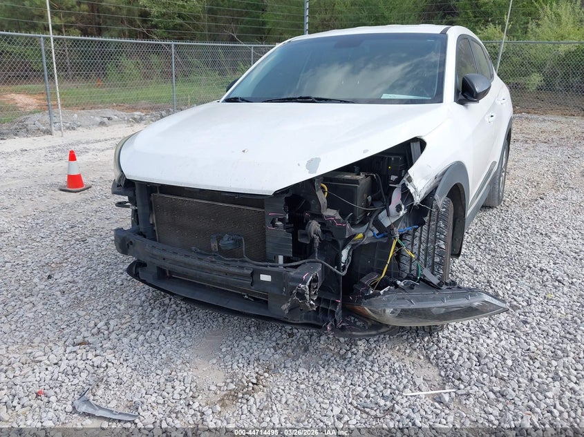 2018 Hyundai Tucson VIN KM8J23A44JU629476 IAAI salvage auction — FRONT END, Wait Title, sold $3,200 on 2026-07-13 (photo 6)