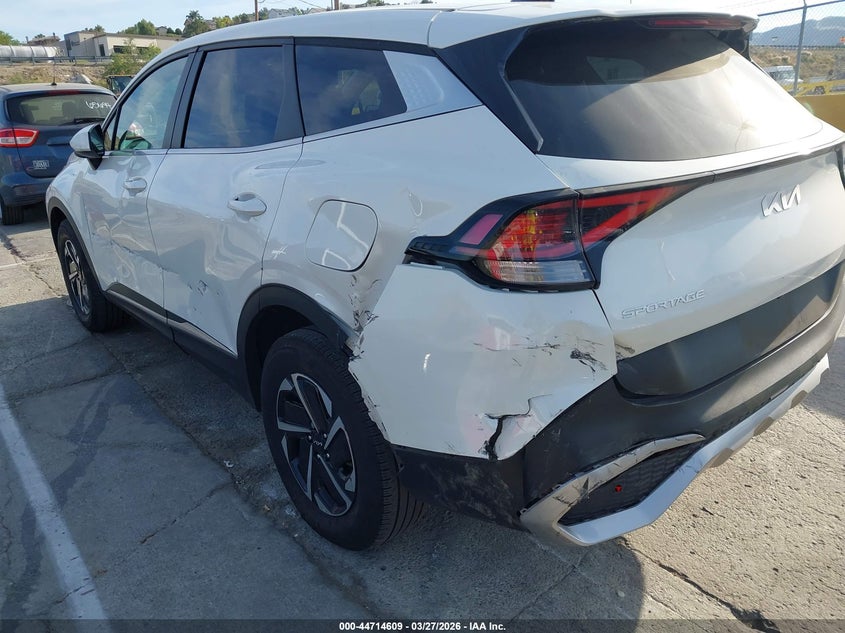 2023 Kia Sportage VIN KNDPUCAG3P7111546 IAAI salvage auction — LEFT SIDE, Wait Title, sold $9,400 on 2026-07-22 (photo 6)