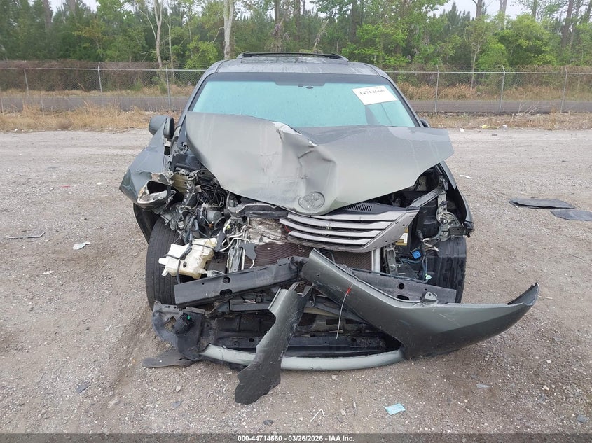 2011 Toyota Sienna VIN 5TDYK3DC8BS172733 IAAI salvage auction — FRONT END, Rebuildable (Florida), sold $850 on 2026-07-21 (photo 6)