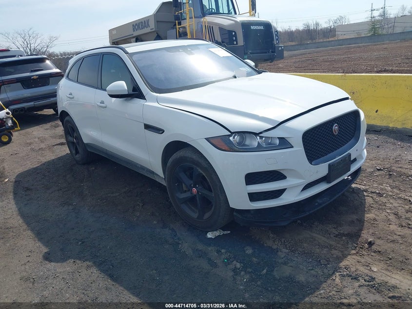 2018 Jaguar F-pace VIN SADCJ2GX5JA295282 IAAI salvage auction — FRONT END, Wait Title, sold $25 on 2026-07-21 (photo 1)