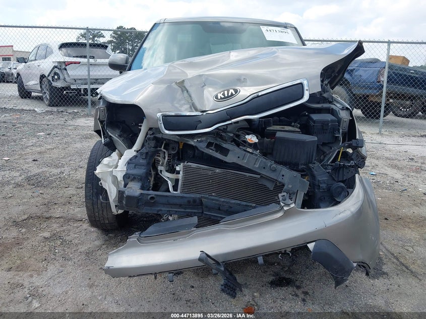 2016 Kia Soul VIN KNDJN2A26G7302881 IAAI salvage auction — FRONT END, Wait Title, sold $300 on 2026-07-15 (photo 6)