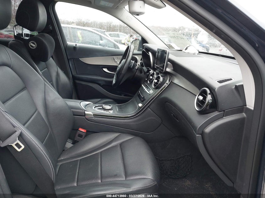2019 Mercedes-benz Glc VIN WDC0G4KB4KF668041 IAAI salvage auction — FRONT END, Salvage (New Jersey), sold $7,700 on 2026-07-30 (photo 5)