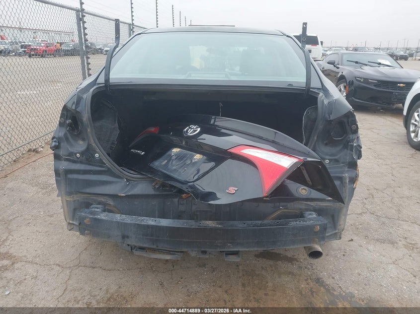 2015 Toyota Corolla VIN 5YFBURHE1FP245048 IAAI salvage auction — REAR END, Wait Title, sold $1,050 on 2026-07-28 (photo 6)