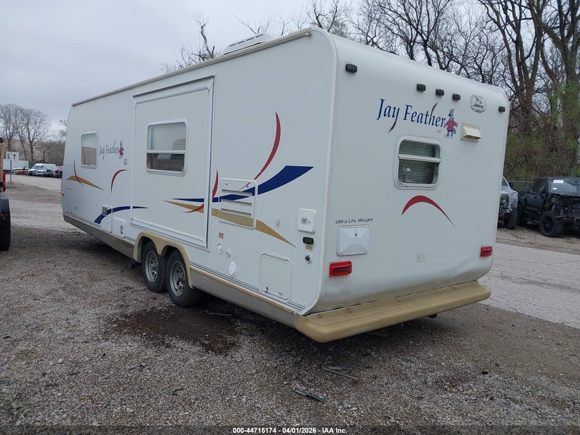2004 Jayco Jay feather VIN 1UJBJ02M441JZ0164 IAAI salvage auction — SIDE, Salvage (Kansas), sold $1,350 on 2026-09-02 (photo 3)