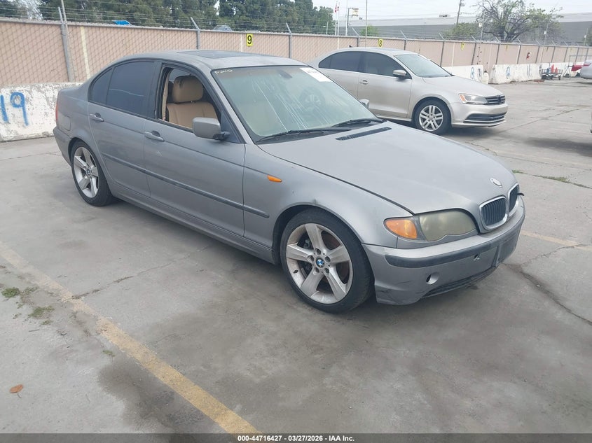 2005 BMW 3 series VIN WBAEV33465KN98790 IAAI salvage auction — LEFT FRONT, Clear - Dealer Only (California), sold $525 on 2026-07-13 (photo 1)