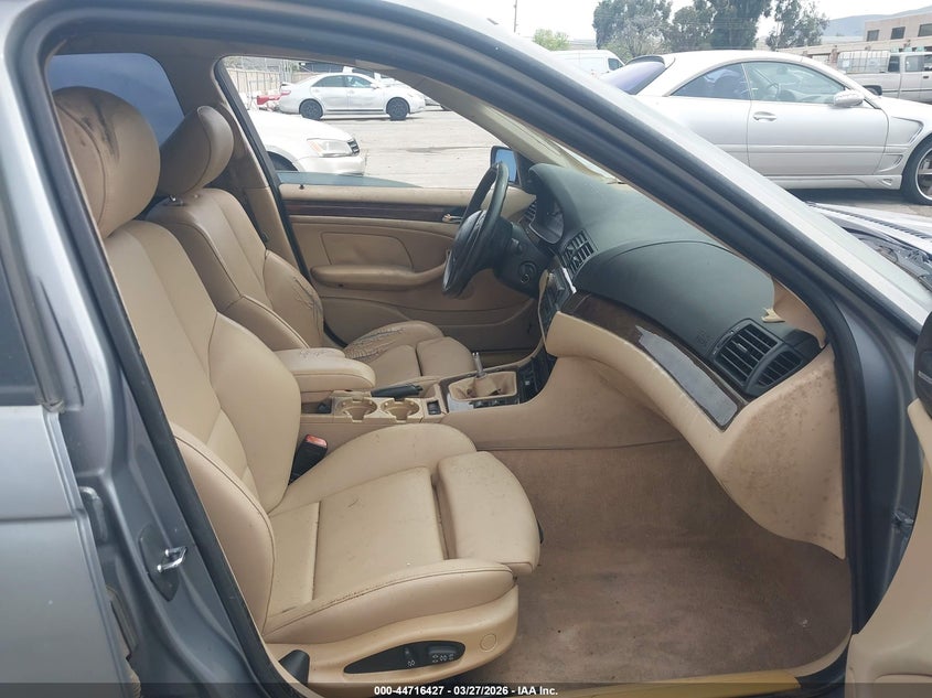2005 BMW 3 series VIN WBAEV33465KN98790 IAAI salvage auction — LEFT FRONT, Clear - Dealer Only (California), sold $525 on 2026-07-13 (photo 5)