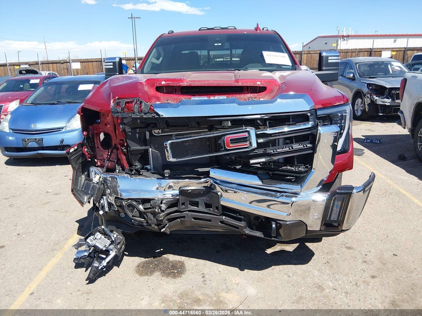 2025 Gmc VIN 1GT4UNE74SF305316 IAAI salvage auction — FRONT END, Salvage (Colorado), sold $22,200 on 2026-07-21 (photo 6)