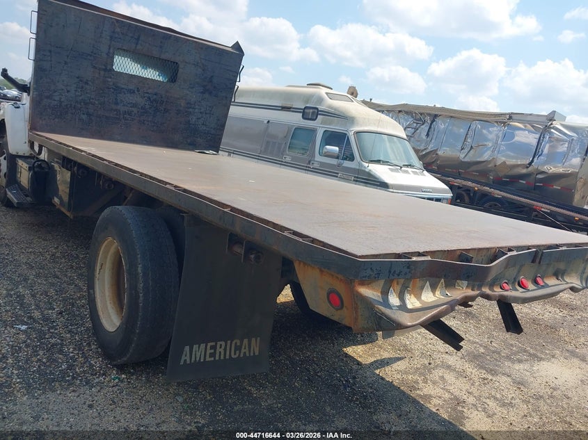 2007 Gmc C6500 VIN 1GDJ6C1G87F409009 IAAI salvage auction — FRONT END, Salvage (Alabama), sold $975 on 2026-07-07 (photo 3)