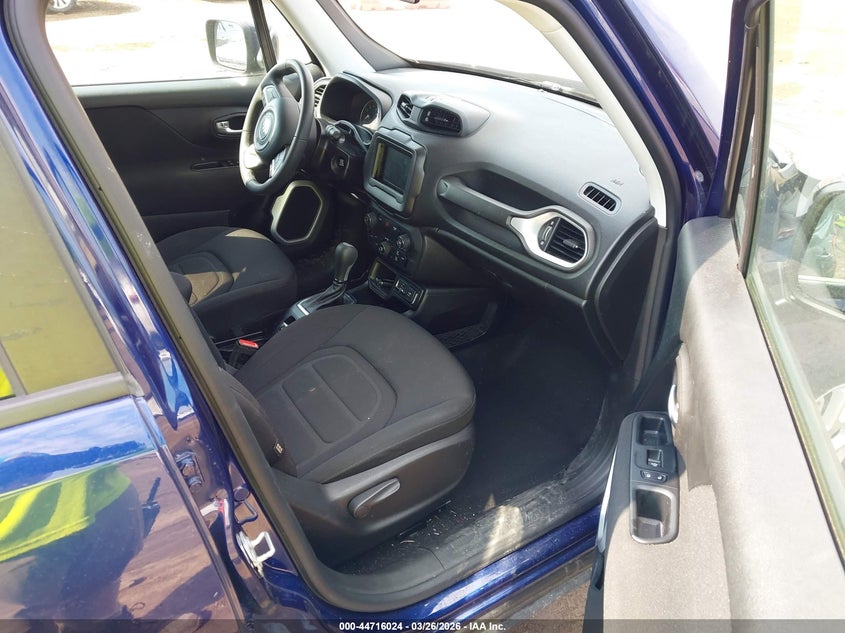 2019 Jeep Renegade VIN ZACNJABBXKPK83847 IAAI salvage auction — RIGHT FRONT, Salvage (Illinois), sold $1,900 on 2026-07-15 (photo 5)