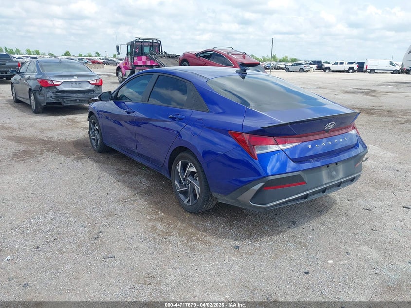 2025 Hyundai Elantra VIN KMHLM4DG8SU882333 IAAI salvage auction — FRONT END, Wait Title, sold $6,500 on 2026-07-15 (photo 3)