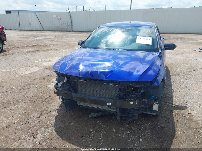 2025 Hyundai Elantra VIN KMHLM4DG8SU882333 IAAI salvage auction — FRONT END, Wait Title, sold $6,500 on 2026-07-15 (photo 6)