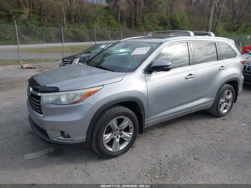 2014 Toyota Highlander VIN 5TDDKRFH3ES040526 IAAI salvage auction — RIGHT REAR, Salvage (Virginia), sold $9,200 on 2026-07-07 (photo 2)
