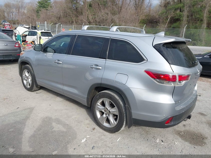 2014 Toyota Highlander VIN 5TDDKRFH3ES040526 IAAI salvage auction — RIGHT REAR, Salvage (Virginia), sold $9,200 on 2026-07-07 (photo 3)