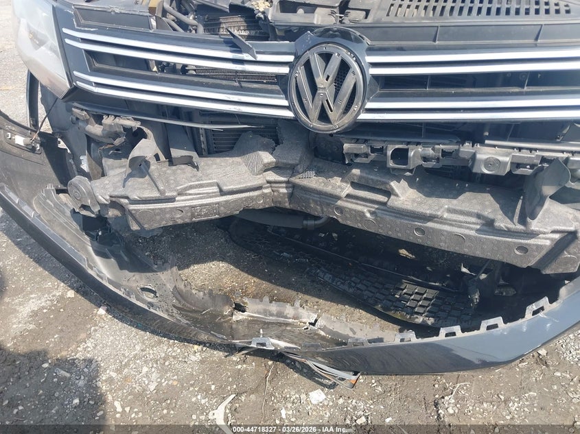 2017 Volkswagen Tiguan VIN WVGAV7AX5HK020217 IAAI salvage auction — UNKNOWN, Salvage - Greater Than 75% (Maryland), sold $1,325 on 2026-07-27 (photo 6)